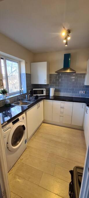 Private 2 Bed Flat Close To Excel & City Airport ลอนดอน ภายนอก รูปภาพ